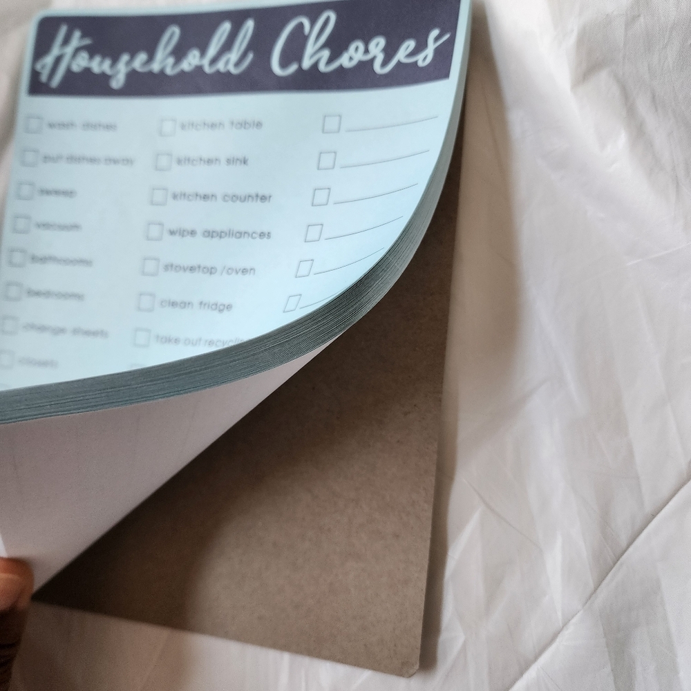 Bundle-One Minute Organizer, Handy Hints, 101 Ways to Clean Out Clutter Books - Picture 11 of 11